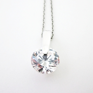 Pinpoint Clear Cubic Zirconia w/chain
